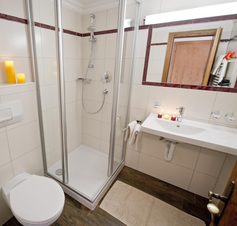 Gaestehaus Bergruh Tux Habitación foto